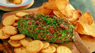 A Bacon, Cheddar and Ranch-Flavored Cheeseball
