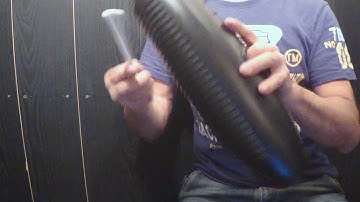 HOW TO PLAY THE GÜIRO IN THE SALSA STYLE/COMO TOCAR EL GÜIRO DE LA SALSA (PART 1)