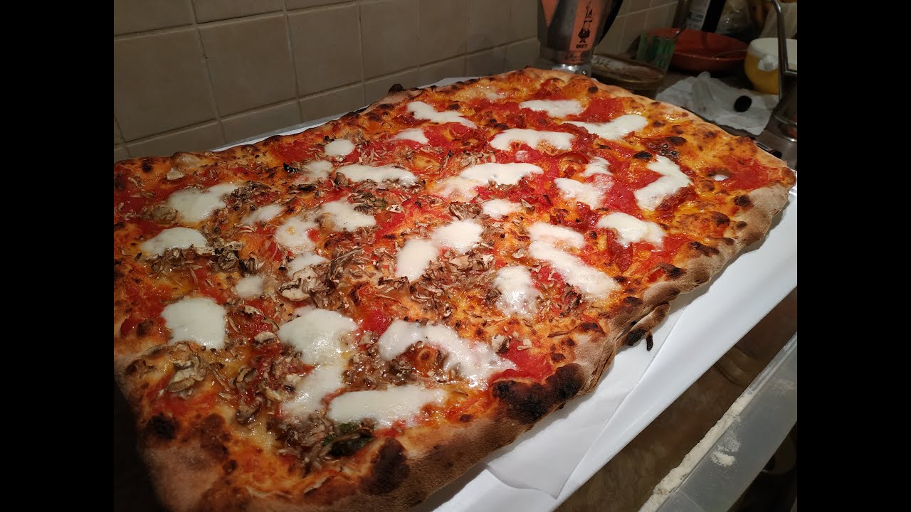 Ricetta completa impasto stesura e cottura pizza pala, tonda (cottura forno  Alfa Pizza) - YouTube