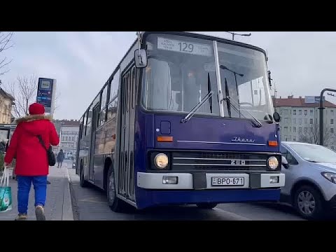 Video: Halvdelen af den gamle ungarske Ikarus Bus bliver et kontor