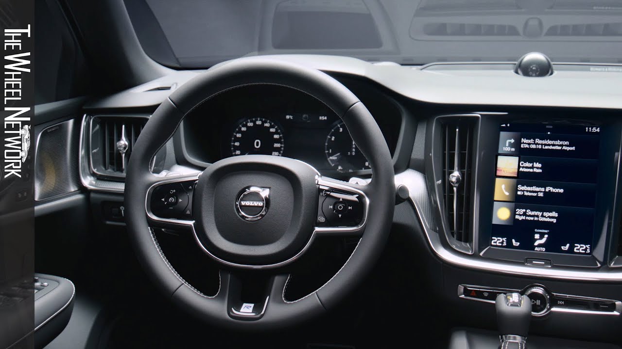 2019 Volvo S60 R Design Interior