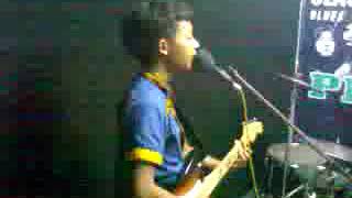 RED WHITE - DISKRIMINASI ( BAND INDIE KUDUS)