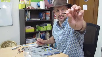 How to remove and replace a fountain pen nib and feed.