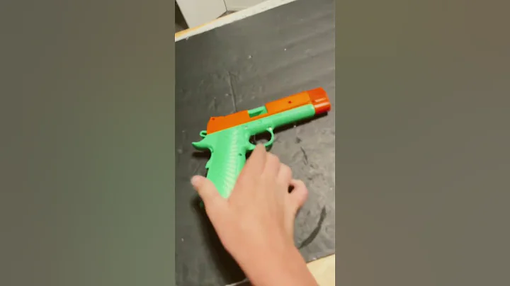Toy 1911 versus toy Glock