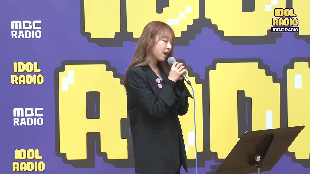 IDOL RADIO] SOOBIN - A Walk♬ - YouTube