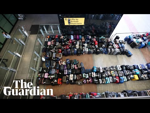 Footage shows luggage chaos at Heathrow airport