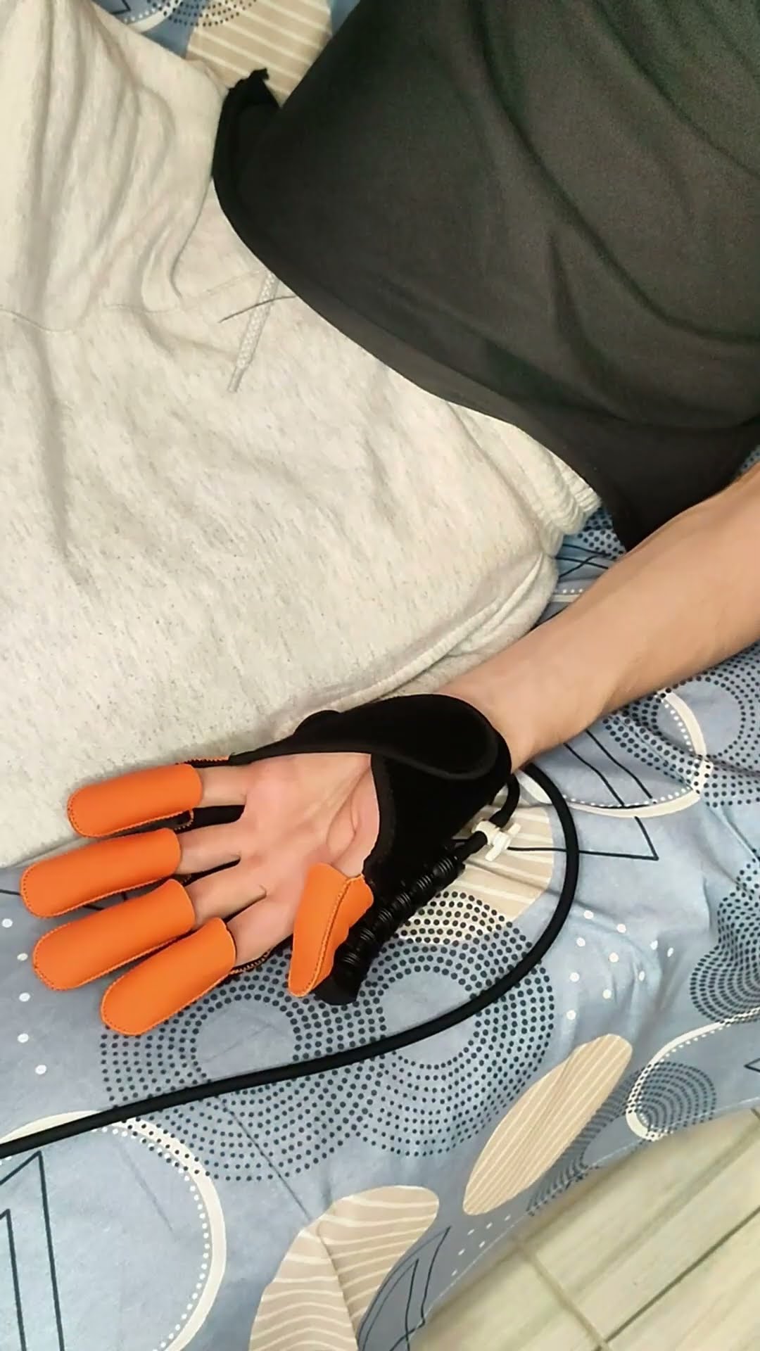Product Link in Bio ( # 1092 ) @MaviGadgets ? ▶️ Effortless Exercise Automatic Hand Trainer Gloves