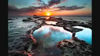 CYNE   Pretty Apollo  Lyrics