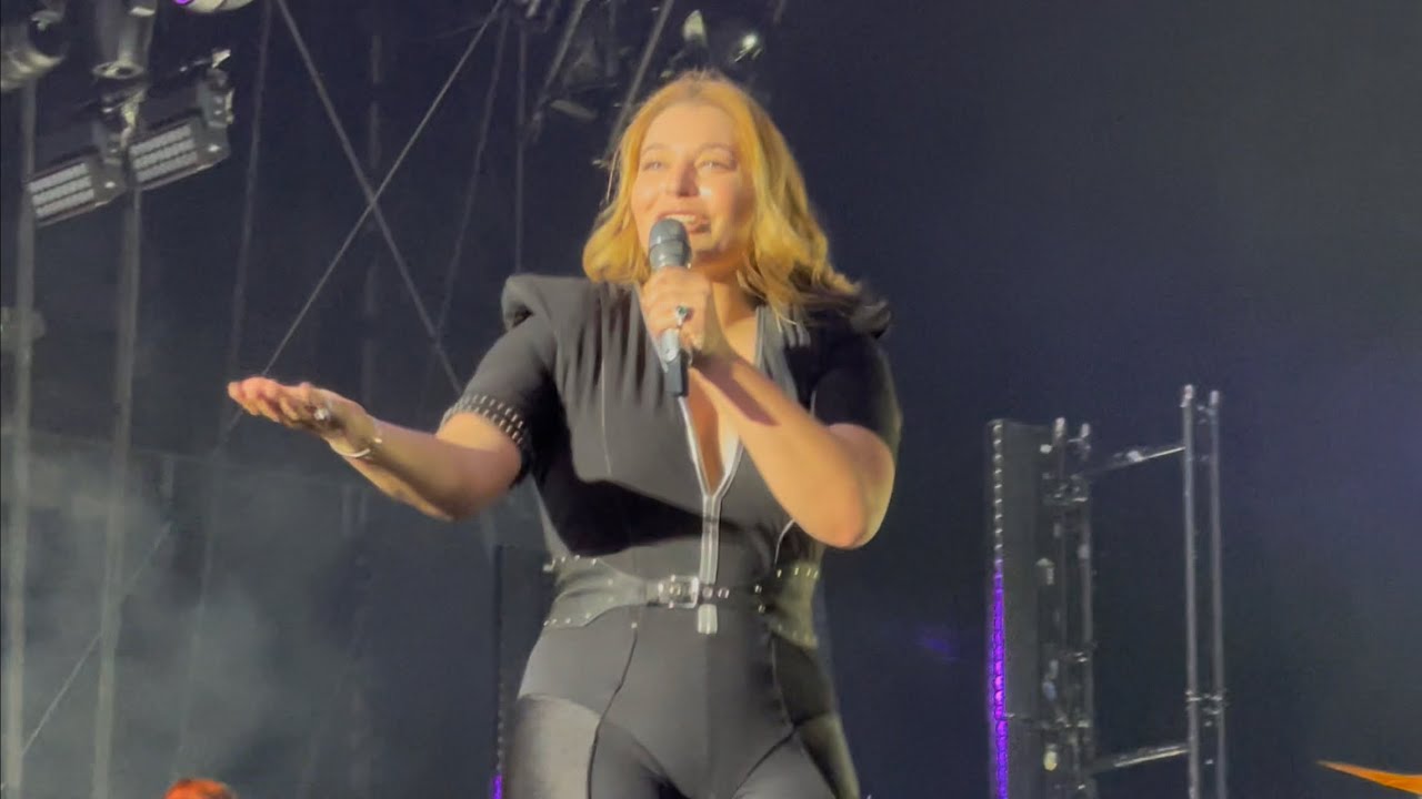 SANTA - Dis-moi oui (Live at Francofolies, La Rochelle 10/07/2025)