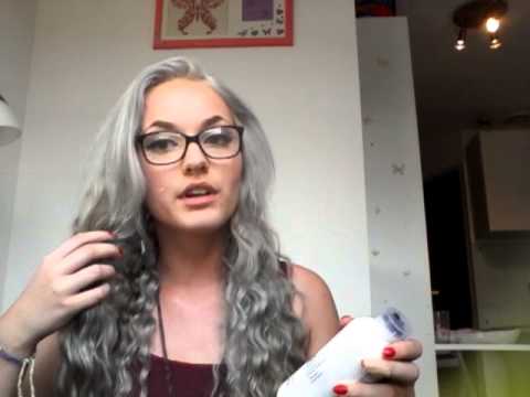 Vidéo: Comment prévenir les cheveux gris : 12 étapes (avec photos)