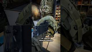 Боевая защита водителя: шлем Ops Core + бронестекло и противоосколочный модуль.