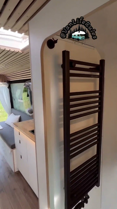 Mercedes Vario DIY Camper Van
