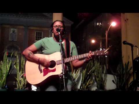 Roxie Beane - "Stronger Than Me" Cover (Art Bar - ...