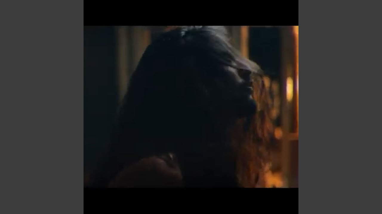Guarda Ithinksheknows su YouTube Guarda Ithinksheknows su YouTube