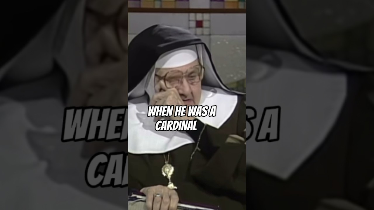Mother Angelica Tells Story Of Pope John XXIII Hands Apple To A Women 