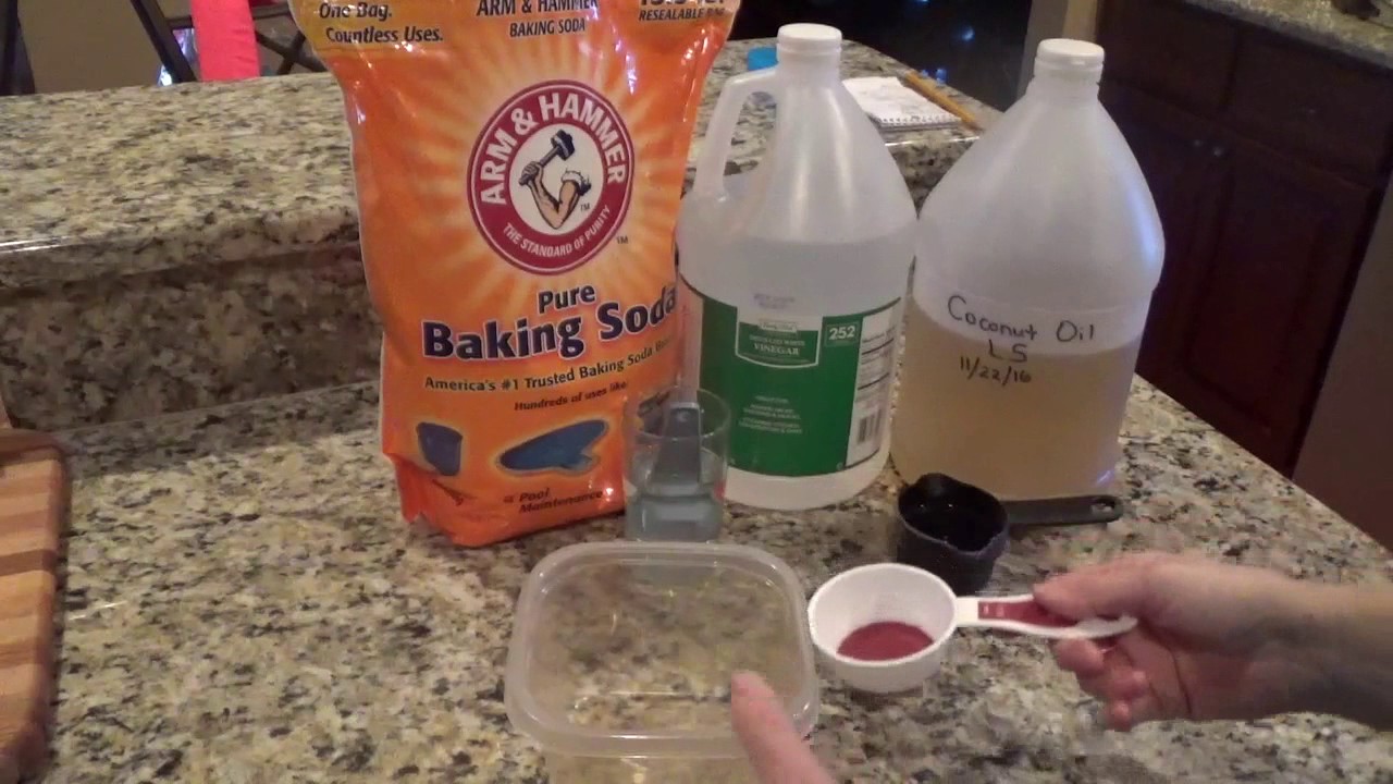 Making Homemade Soft Scrub Shower Cleaner With Recipe Using Dr