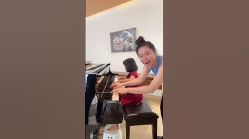Thumbnail of pas di perut makan nya piano ya?