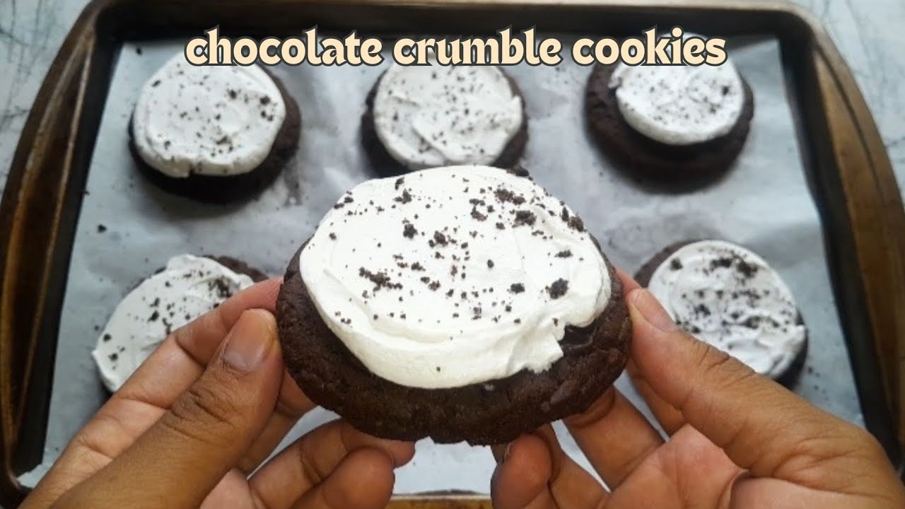 Double Chocolate Crumble Cookies | Soft Chocolate Cookies With Whipped Cream Frosting🍫