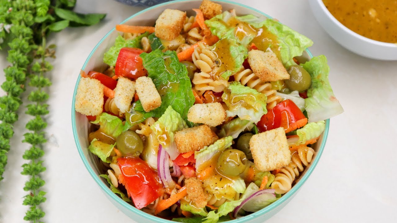 Healthy Chickpea Pasta Salad - YouTube
