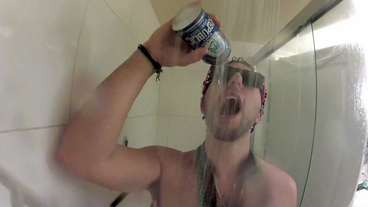 Two Dudes One Shower - Sexy and I know It