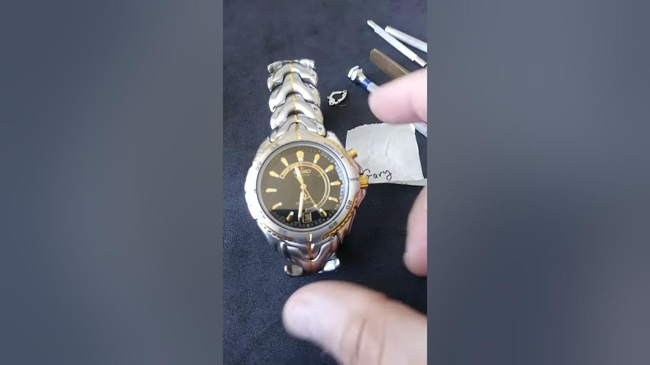Seiko Kinetic watch model 5M42-0809 - YouTube