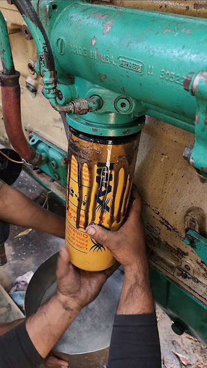 Download lagu six sylinder diesel engine oil filter #truck #skills #mechanic #workshop #engine #shorts #ytshorts