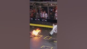 BATTLBOTS SESSION 7 DANCE MOVES #battlebots #2023 #sneakpeek #new #wow #wtf #lol #shorts #fight #bot