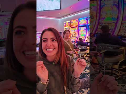 Hold and Spin on Golden Gong #casino #slot #gambling #subscribe