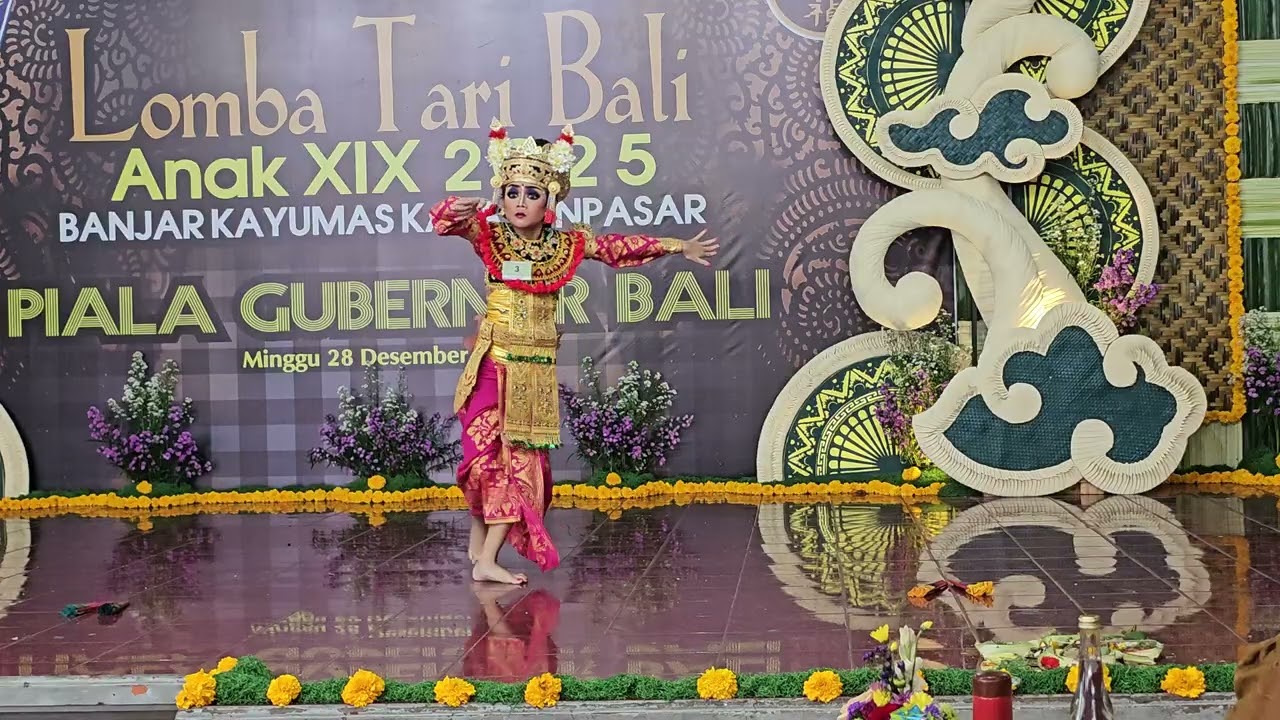 Gek Rayna juara 3 lomba tari condong piala Gubernur Bali 2025