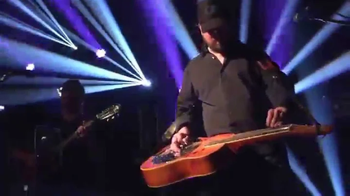 Anders Beck of Greensky Bluegrass shreds the dobro...