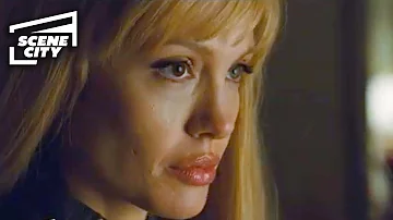 Salt: Losing The Disguise (Angelina Jolie HD Clip)
