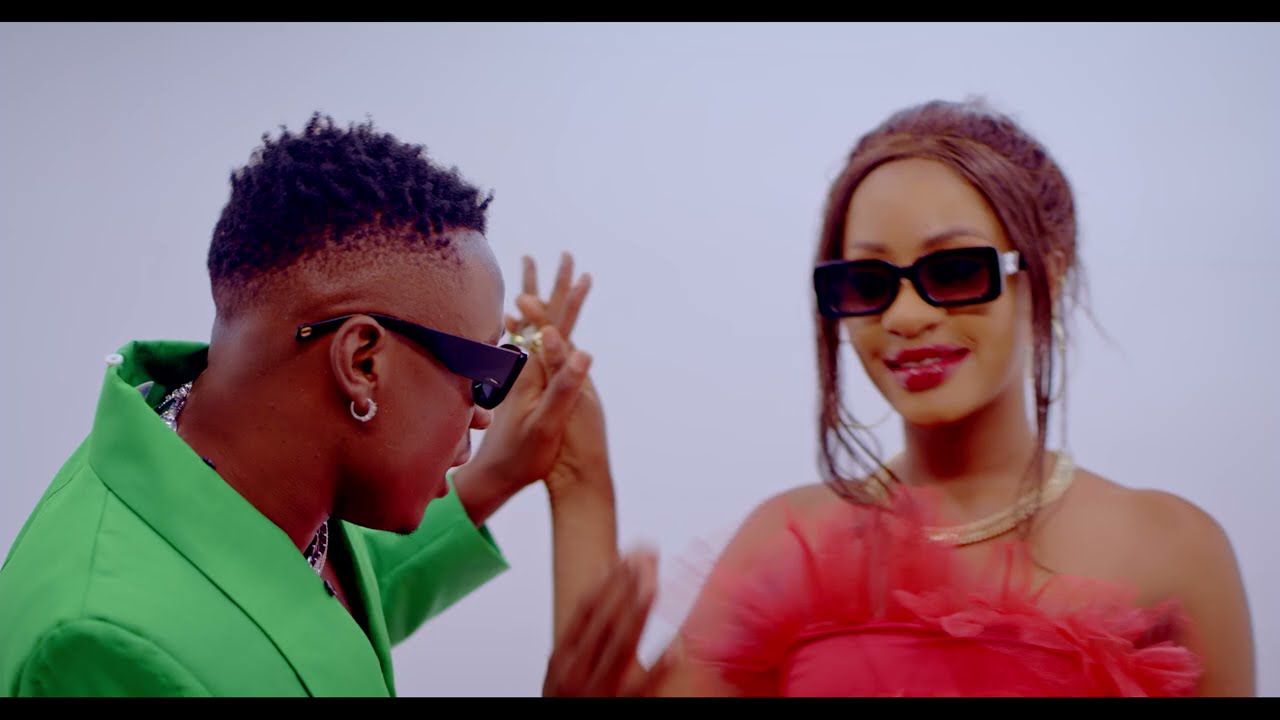 Fik Fameica   LovLov  Official Music Video