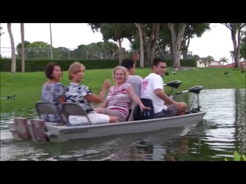 overloaded 10' jon boat 5 people! xp level 10 jon boat pro