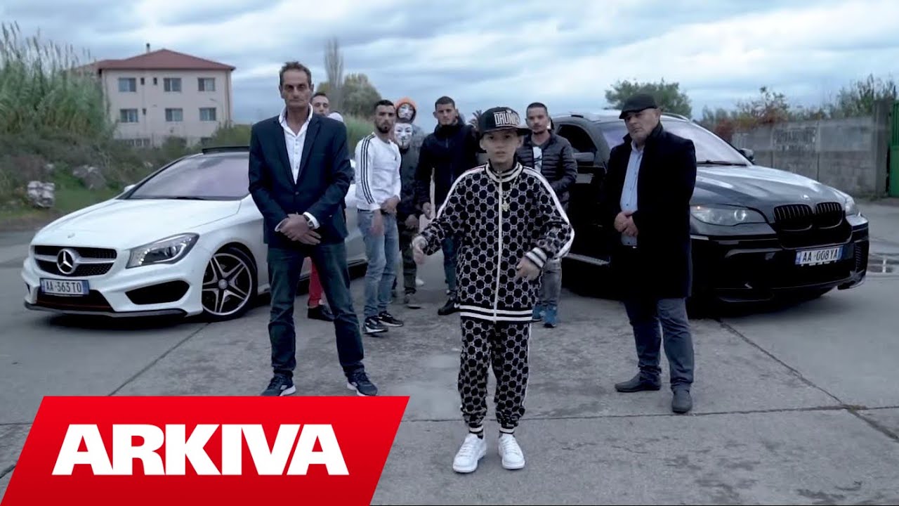 Drow ranger porno Qizlik pardasini sindirish aks etgan porno videolar toplami.