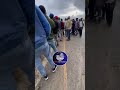 Una patana cargada de arena se volvó en la Autovía del Este, frente Playa Nueva Romana en SPM