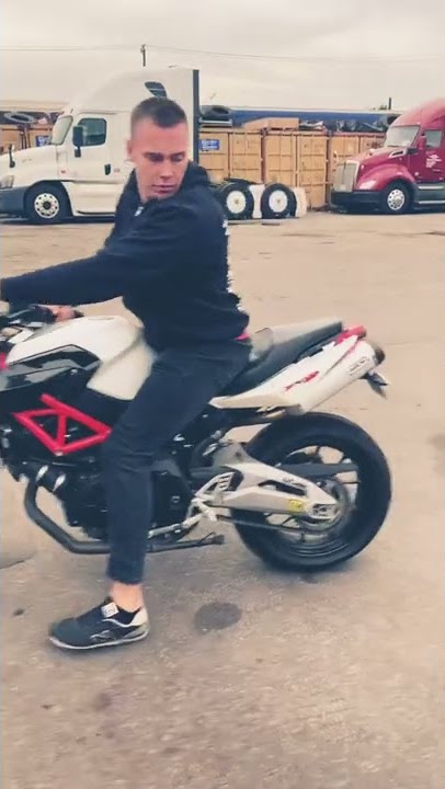 Aprilia Shiver 750 arrow exhaust