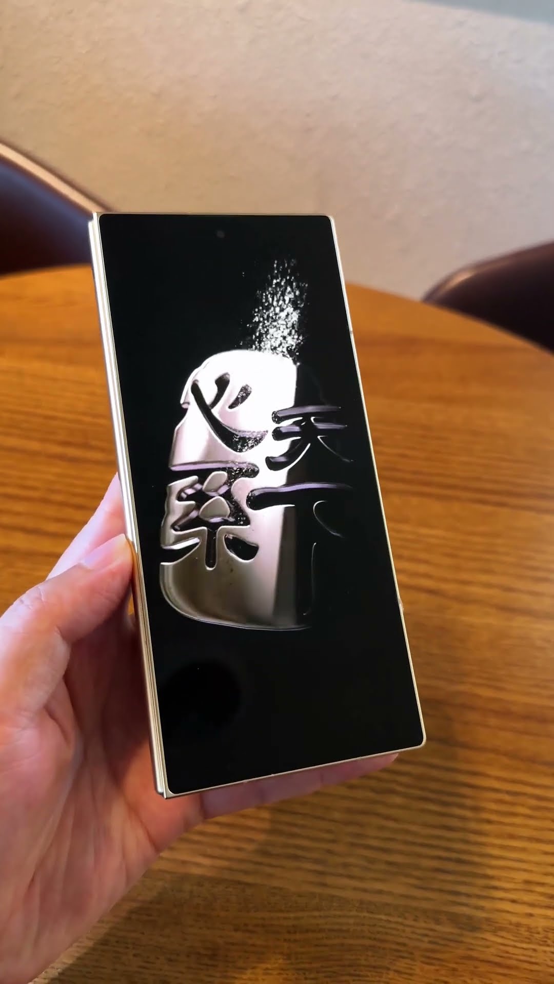 You donated 16,000 yuan and Heart for the World gave you a mobile phone. You did charity and got the