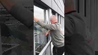 VIDEO   INSTALACE SOL 1