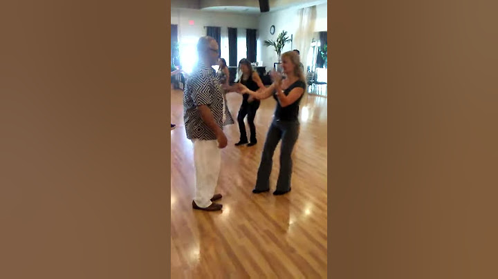 Amputee Vic, at Salsa Heat lesson 2.