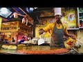 Foreigner Tries Indian Street Food in Mumbai, India | Juhu Beach Street Food Tour
