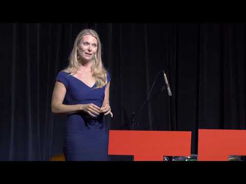 How Banning Memorization Can Save Our Children | Elizabeth Dankoski | TEDxAsheville