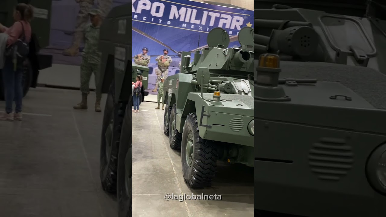 Capitán Otero y su explicación sobre el tanque Lynx Panhard en la Feria de las fresas Irapuato,Gto