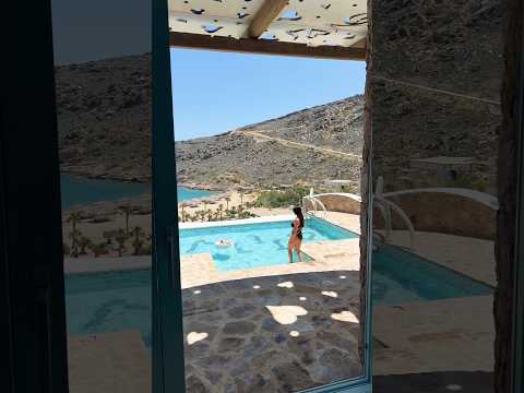 Mind-blowing hotel room