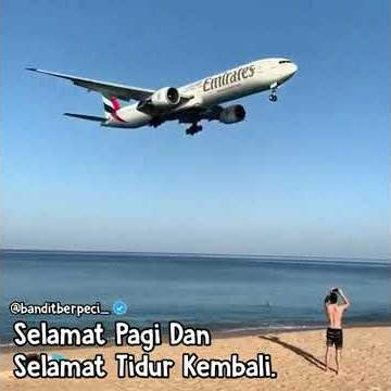 Story wa,pesawat mendarat di bandara internasional st.martin,..
