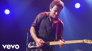 Bruce Springsteen & The E Street Band - Worlds Apart (Live In Barcelona)