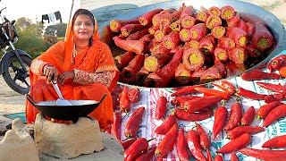 लाल मिर्च का भरवा अचार बनाने की सबसे तेज़ विधि || RED CHILLI PICKLE by ANISHKA KA KITCHEN | ROUTINE