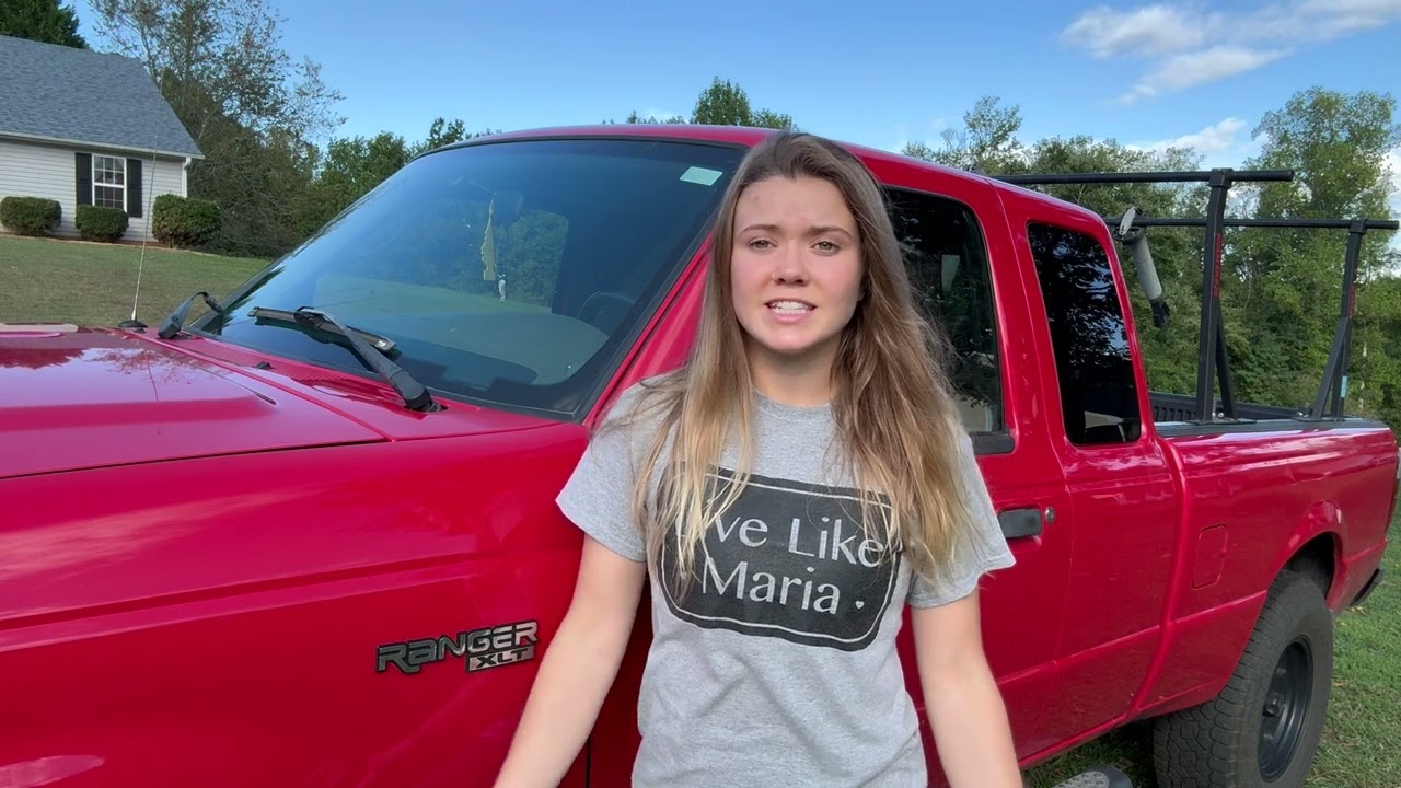 How to Flatwater Cartwheel Your Kayak - With Team Dagger Athlete Olivia McGinnis