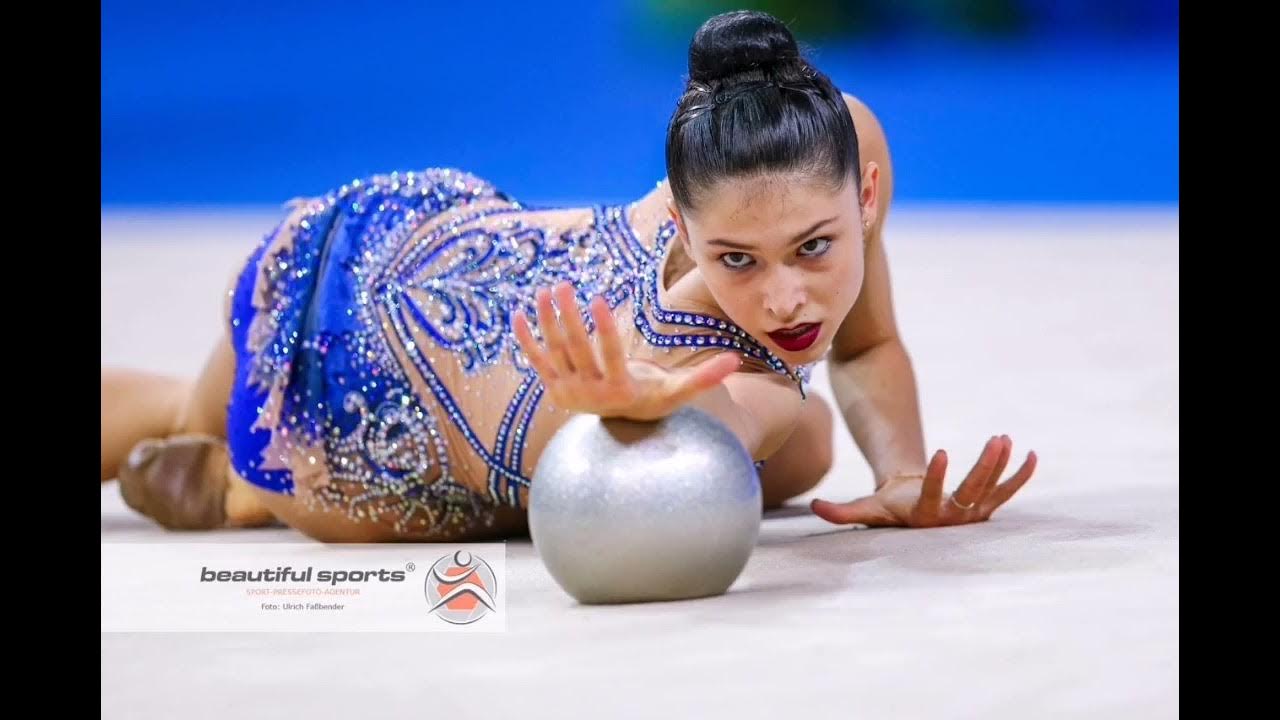 Лента для художественной гимнастики. Евгения канаева художественная гимнастика. Художественная гимнастика обои. Анна лебедева гимнастика. Дарья анненкова художественная гимнастика.