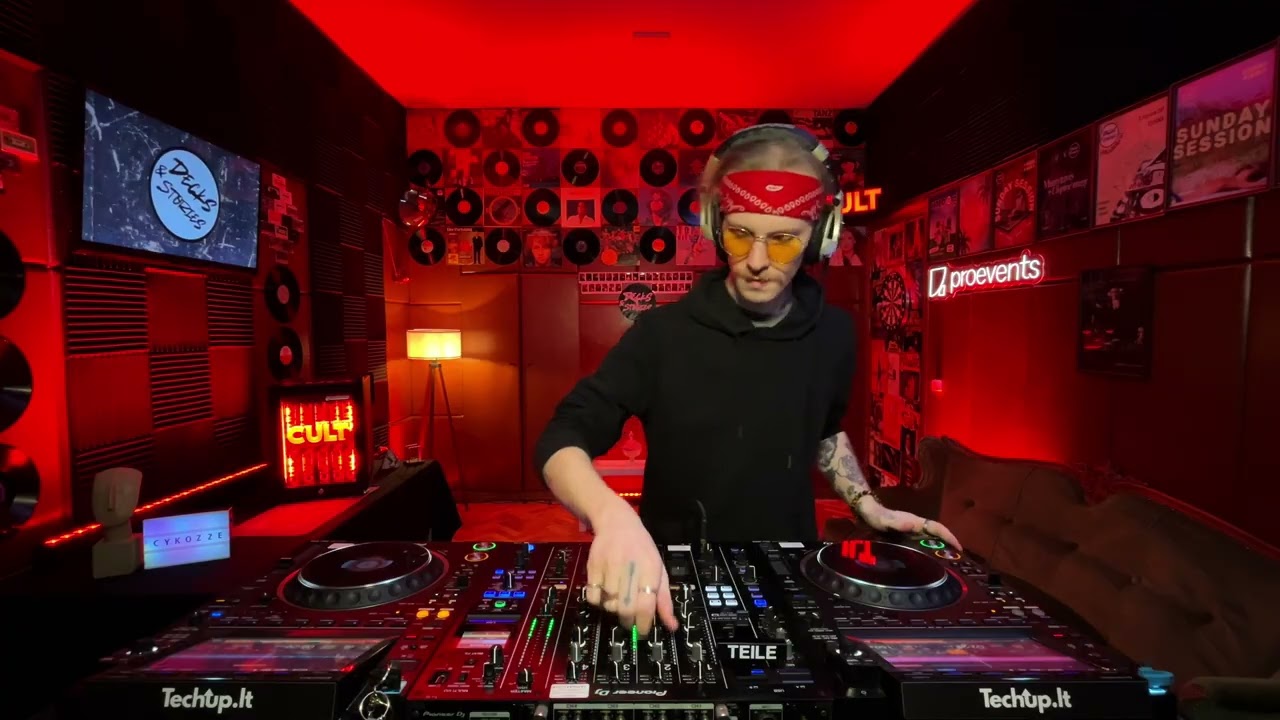 Studio Sessions #46 CYKØZZE