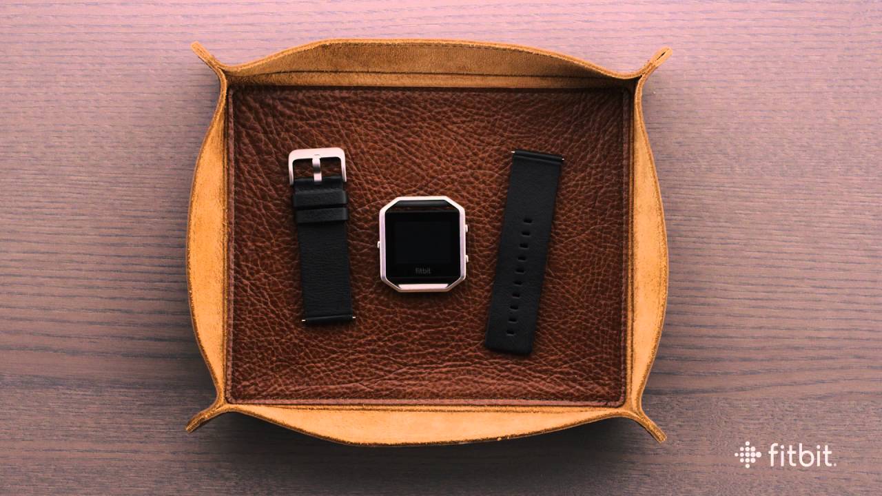 how to change fitbit blaze band